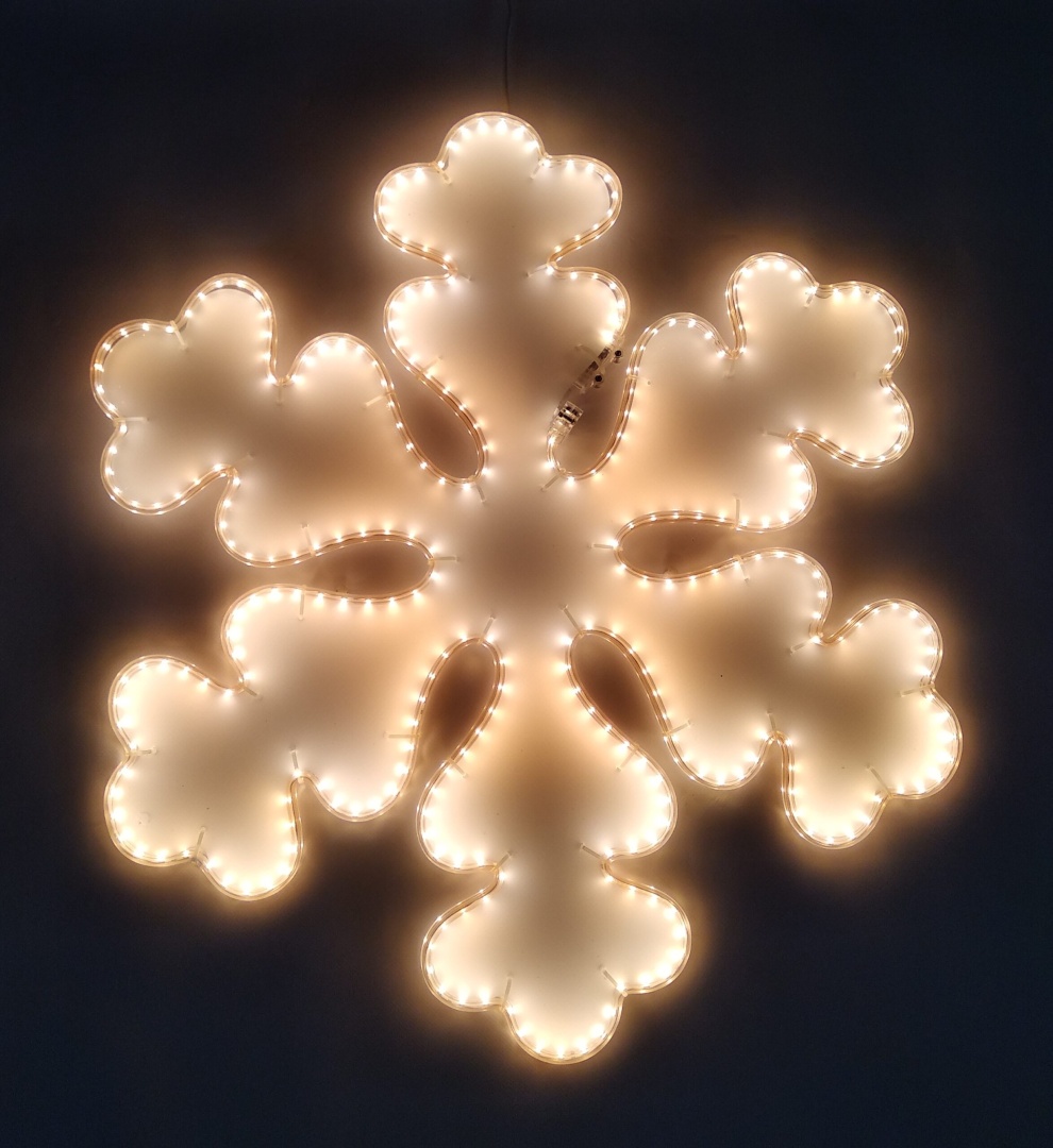 Лента атласная декоративная «Волшебные снежинки», 1,5 см × 5 м