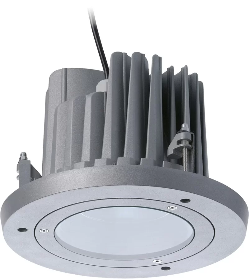 NSD 20 F213 white 1421000110 выведен 10.07.2017 замена на 1424000100    MATRIX/R LED (60) silver 4000K  в Москве 