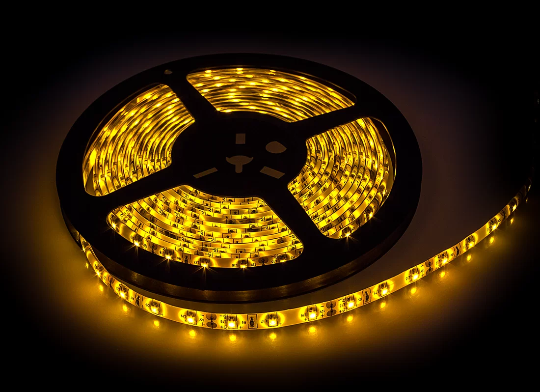 Лента светодиодная LS 35Y-60/65 60LED 4.8Вт/м 12В IP65 желтая LLT арт. 4680005958917 - 4680005958917